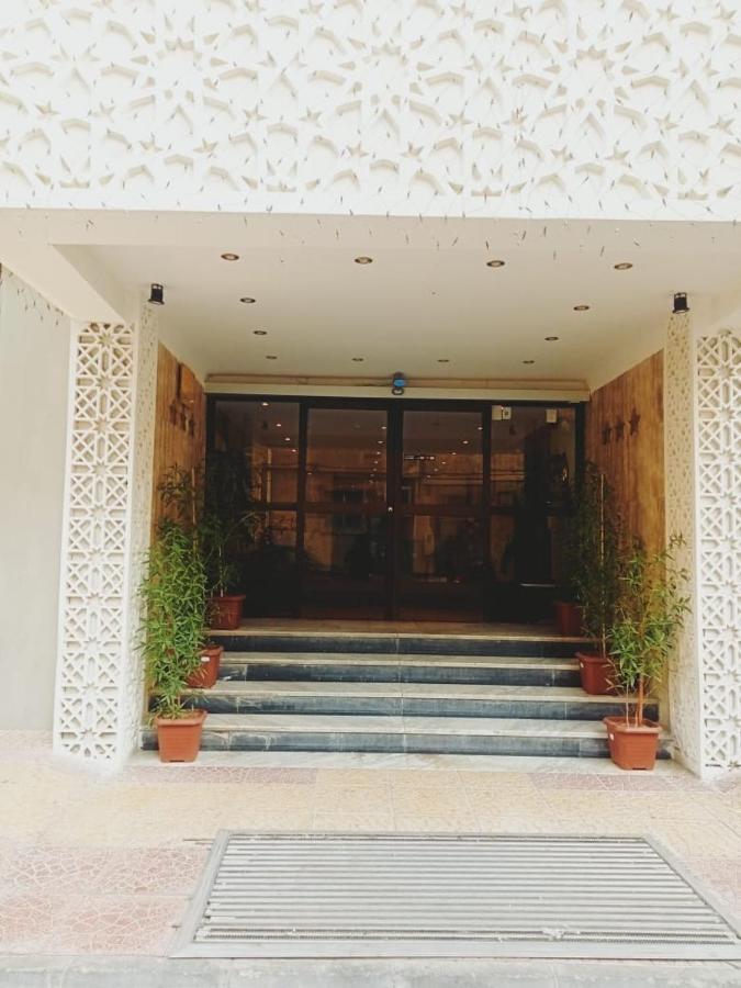 Aliqbal Hotel Khobar Bagian luar foto